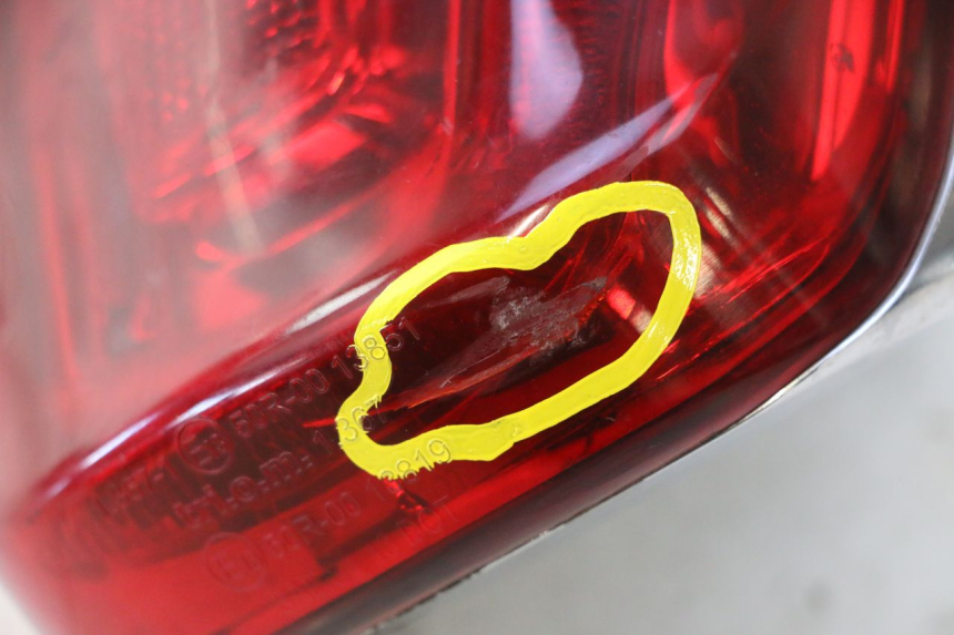 photo de REAR LIGHT PIAGGIO VESPA PRIMAVERA 2T 50 (2013 - 2018) - Product overview