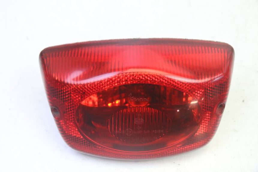 photo de TAIL LIGHT PIAGGIO VESPA S 2T 50 (2007 - 2014) - Main view