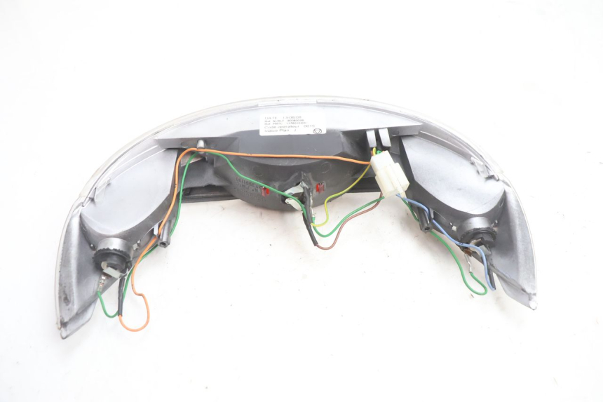 photo de TAIL LIGHT PEUGEOT VIVACITY 50 (2004 - 2009) - Technical close-up