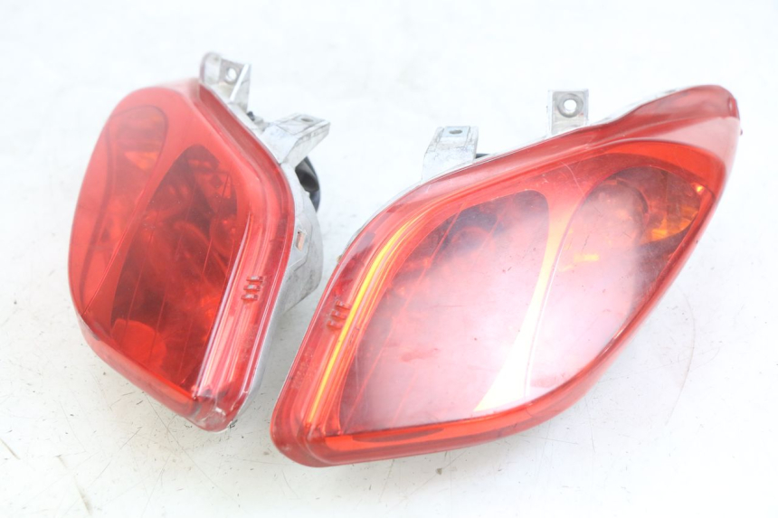 photo de REAR LIGHT YAMAHA X-MAX XMAX 125 (2010 - 2013) - Main view
