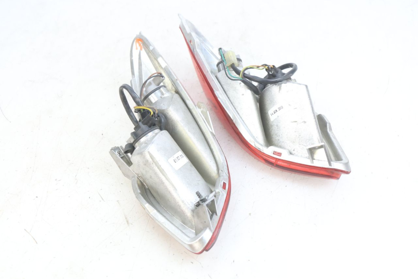 photo de REAR LIGHT YAMAHA X-MAX XMAX 125 (2010 - 2013) - Component detail