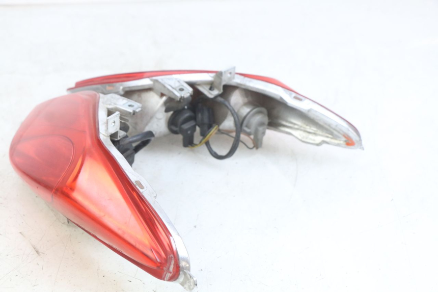 photo de REAR LIGHT YAMAHA X-MAX XMAX 125 (2010 - 2013) - Technical close-up