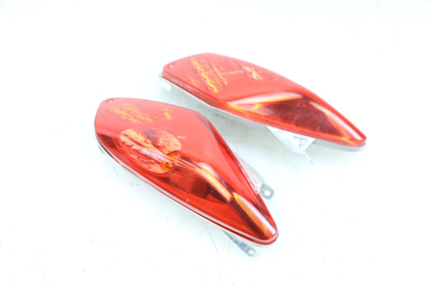 photo de REAR LIGHT YAMAHA XMAX X-MAX 125 (2006 - 2009) - Markings and original references