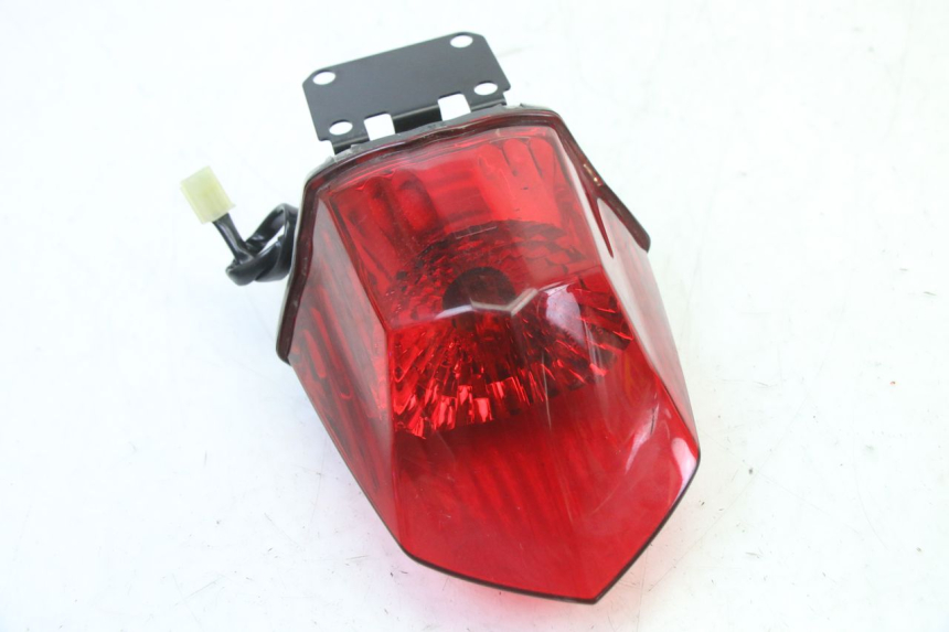 photo de TAIL LIGHT YAMAHA XJ6 ABS 600 (2008 - 2016) - Zoom on usage condition