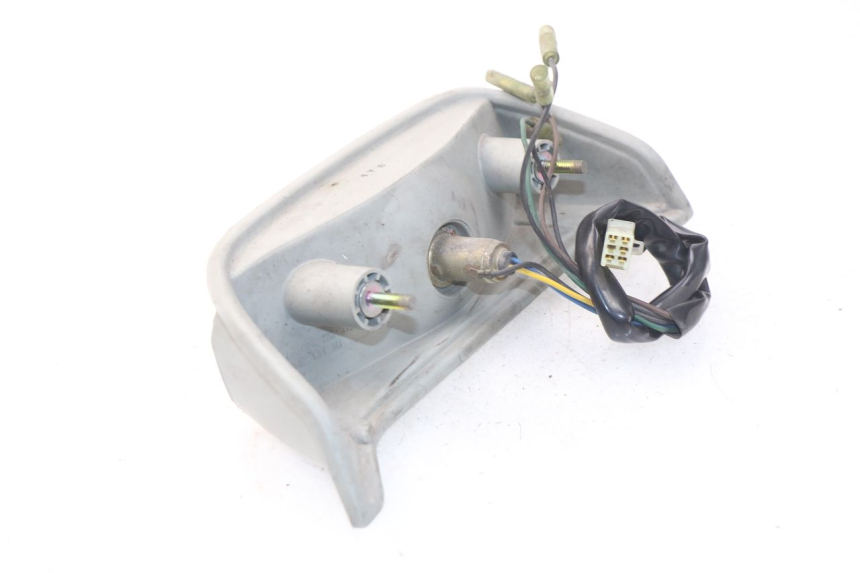 photo de TAIL LIGHT YAMAHA XJ600 XJ DIVERSION 600 (1992 - 1997) - Alternative perspective