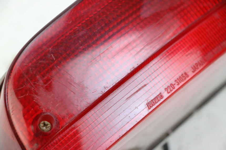photo de TAIL LIGHT YAMAHA XJN DIVERSION 600 (2000 - 2003) - Zoom on usage condition