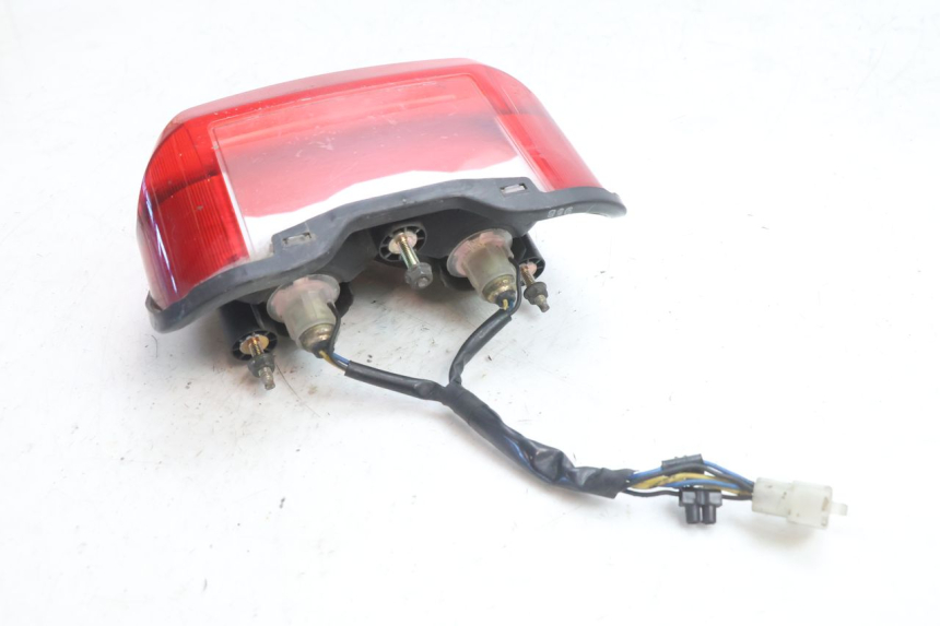 photo de TAIL LIGHT YAMAHA XJR 1300 (1998 - 2002) - Fixing points details