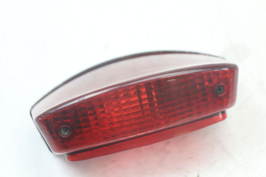 photo de REAR LIGHT PEUGEOT XP6 50 (1997 - 2003) - Main view