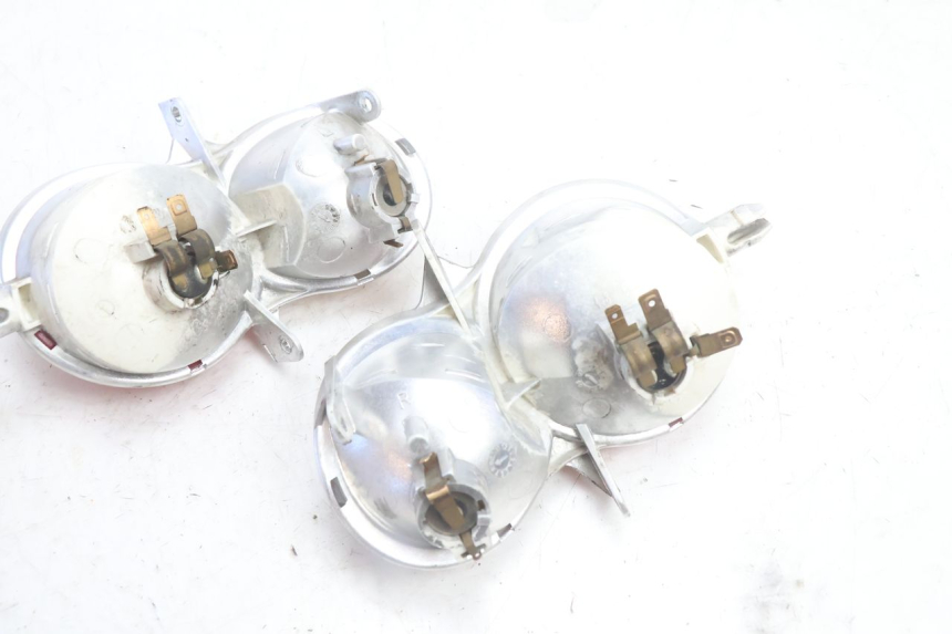 photo de REAR LIGHT YAMAHA YP MAJESTY 125 (2007 - 2010) - Zoom on usage condition