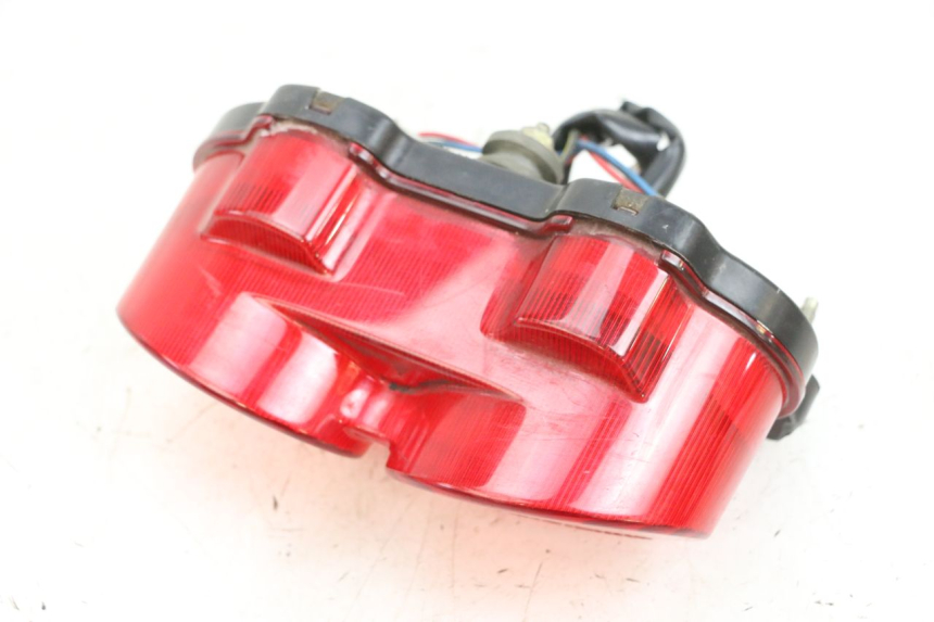photo de TAIL LIGHT KAWASAKI ZR 7 750 (1999 - 2004) - Fixing points details