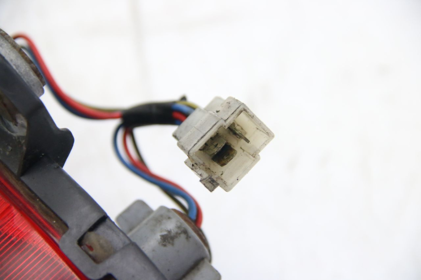 photo de REAR LIGHT KAWASAKI ZX-6R ZX6R 600 (1995 - 1997) - Fixing points details