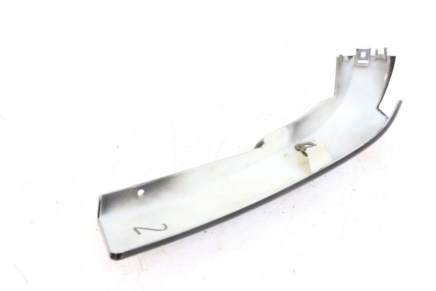 photo de Right rear side panel E-MAX 80L 1 (2011 - 2014) - Technical close-up