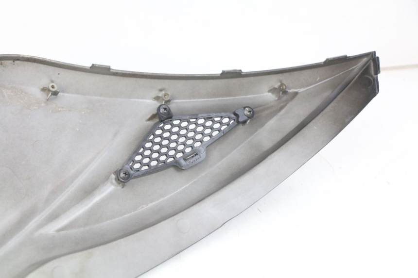 photo de RIGHT REAR SIDE PANEL KYMCO AGILITY 16+ 4T 50 (2018 - 2023) - Component zoom