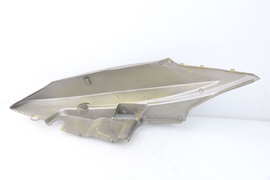 photo de RIGHT REAR SIDE PANEL KYMCO AGILITY 4T 50 (2005 - 2018) - Component detail