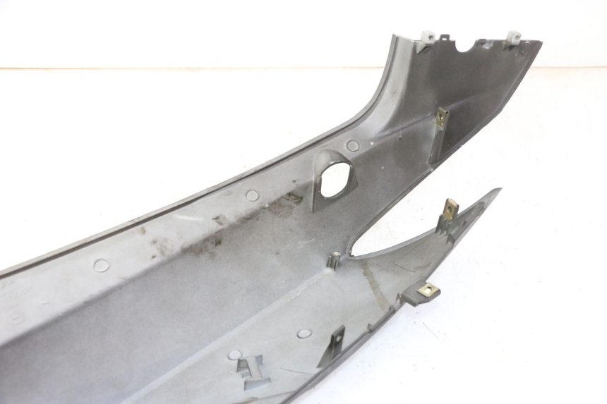 photo de REAR RIGHT PANEL KYMCO AGILITY NAKED RENOUVO 2T 50 (2011 - 2018) - Component detail