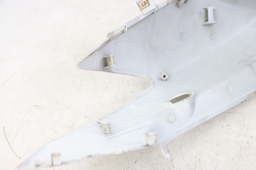 photo de REAR RIGHT PANEL KYMCO AGILITY RS 4T 50 (2009 - 2013) - Alternative perspective