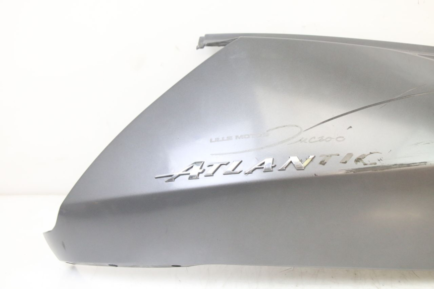 photo de REAR RIGHT PANEL APRILIA ATLANTIC 125 (2003 - 2009) - Component detail