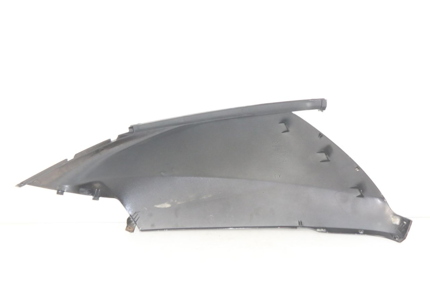 photo de REAR RIGHT PANEL APRILIA ATLANTIC 125 (2003 - 2009) - Technical close-up