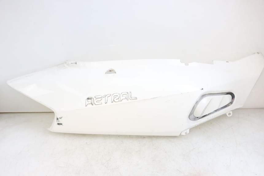 photo de RIGHT REAR SIDE PANEL JONWAY AZTRAL 125 (2008 - 2017) - Main view