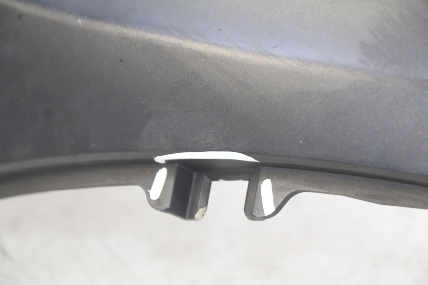 photo de RIGHT REAR SIDE PANEL PIAGGIO BEVERLY 125 (2010 - 2015) - Fixing points details