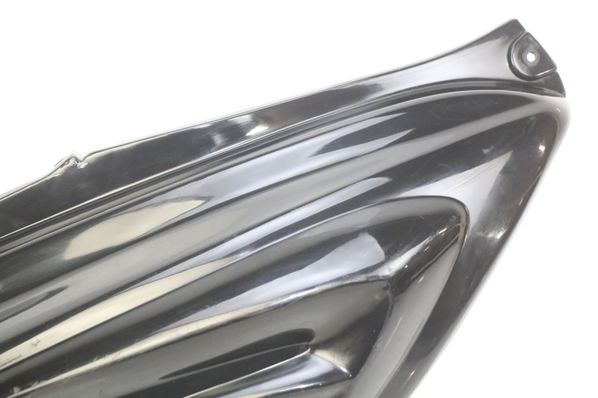 photo de RIGHT REAR SIDE PANEL MBK BOOSTER NEXT GENERATION 50 (1995 - 1998) - Surface and material condition