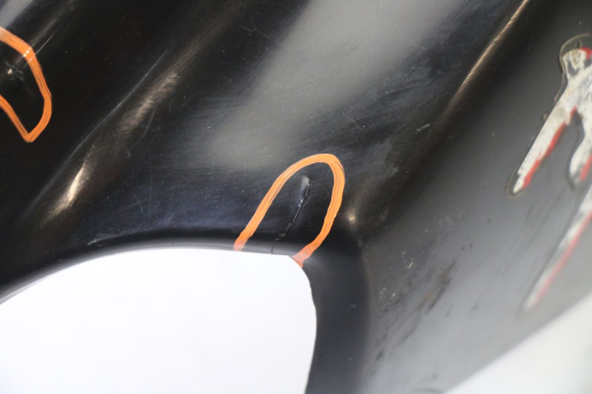 photo de RIGHT REAR SIDE PANEL MBK BOOSTER NEXT GENERATION 50 (1995 - 1998) - Fixing points details