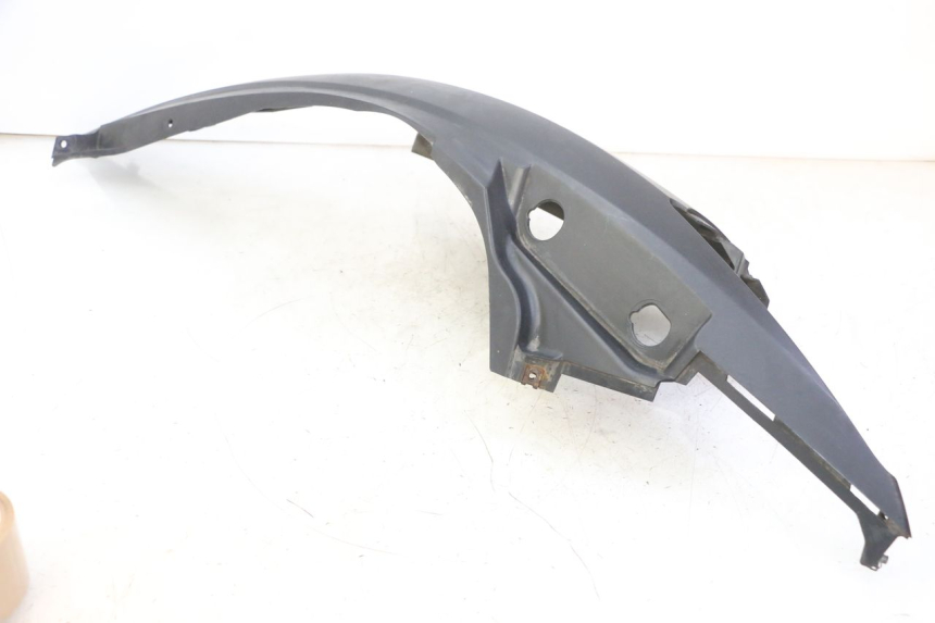 photo de REAR RIGHT PANEL SUZUKI BURGMAN 125 (2007 - 2014) - High-resolution close-up