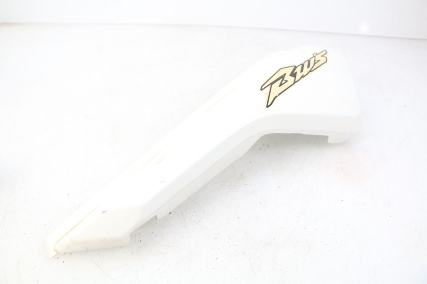 photo de RIGHT REAR SIDE PANEL YAMAHA BW'S BWS 125 (2010 - 2013) - Technical close-up