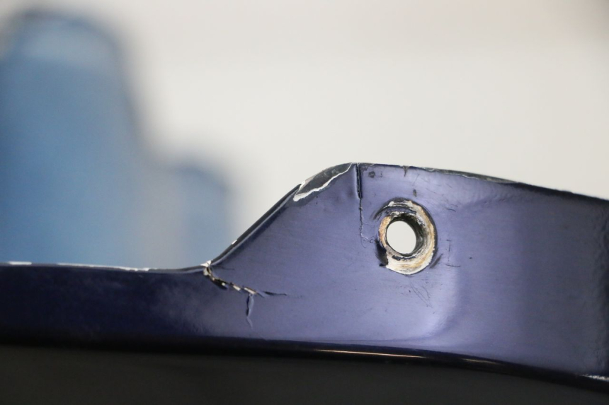 photo de RIGHT REAR SIDE PANEL HONDA CBR RR FIREBLADE 900 (1992 - 1994) - Alternative perspective