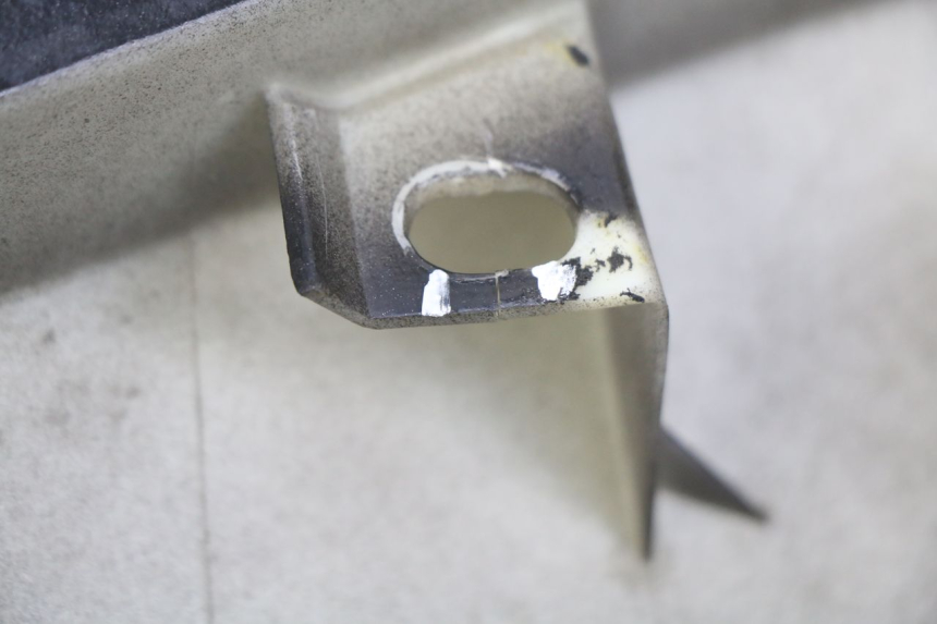 photo de RIGHT REAR SIDE PANEL PEUGEOT CITYSTAR 125 (2011 - 2017) - Alternative perspective