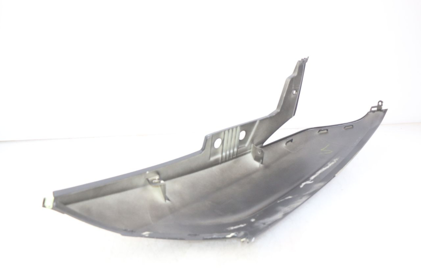 photo de RIGHT REAR SIDE PANEL PEUGEOT CITYSTAR 125 (2011 - 2017) - Alternative perspective