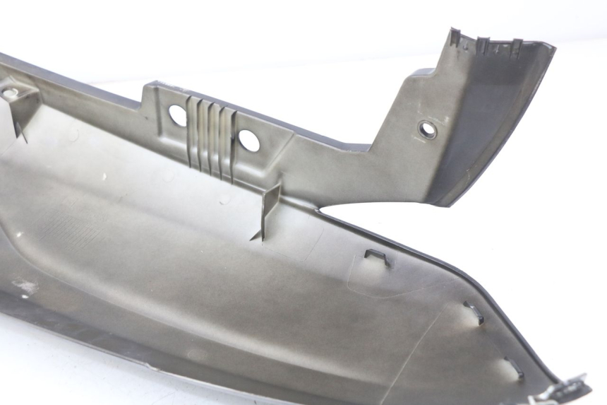 photo de RIGHT REAR SIDE PANEL PEUGEOT CITYSTAR 50 (2013 - 2017) - Technical close-up