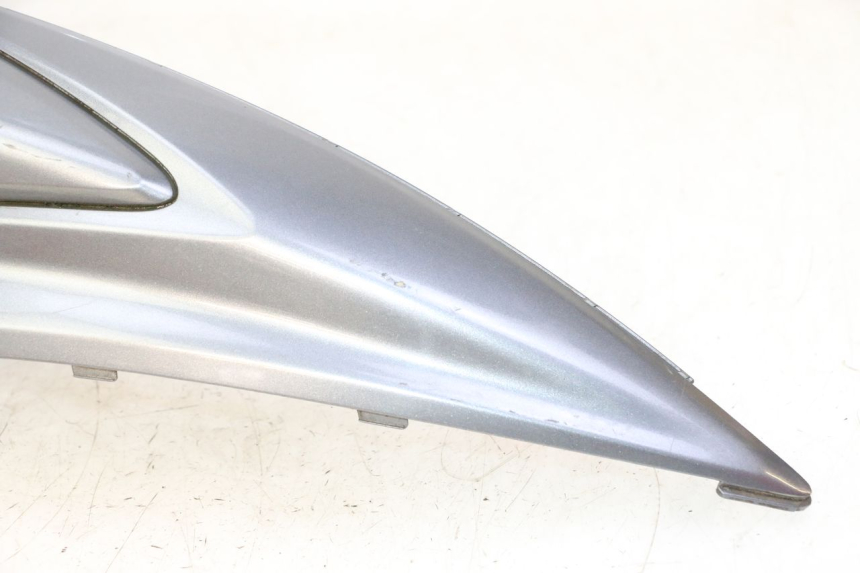 photo de REAR RIGHT PANEL YAMAHA CYGNUS X INJECTION 125 (2007 - 2013) - Markings and original references
