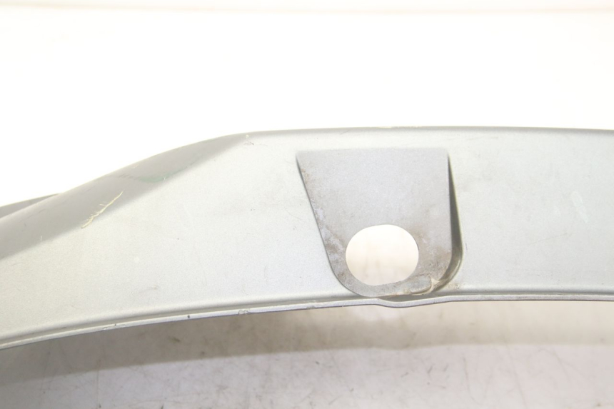 photo de RIGHT REAR SIDE PANEL KYMCO DOWNTOWN ABS 125 (2015 - 2017) - Surface and material condition