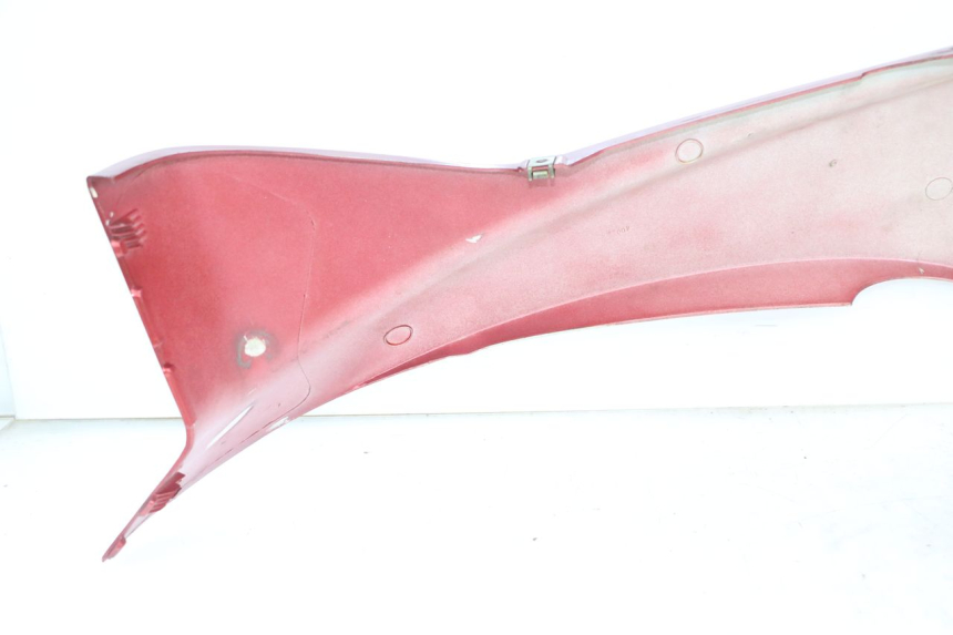 photo de REAR RIGHT PANEL PEUGEOT ELYSTAR 125 (2002 - 2007) - Zoom on usage condition