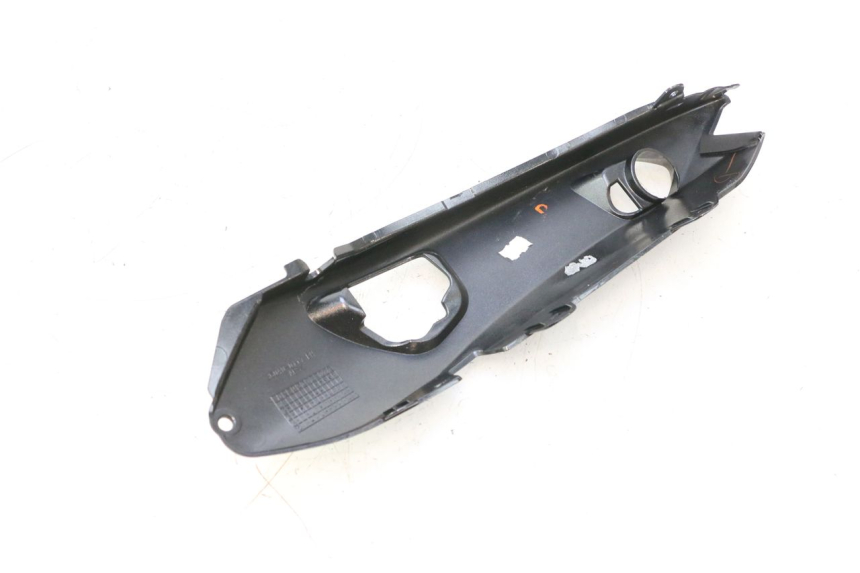 photo de RIGHT REAR FAIRING KAWASAKI ER-6 ER6 F ABS 650 (2012 - 2016) - Technical close-up