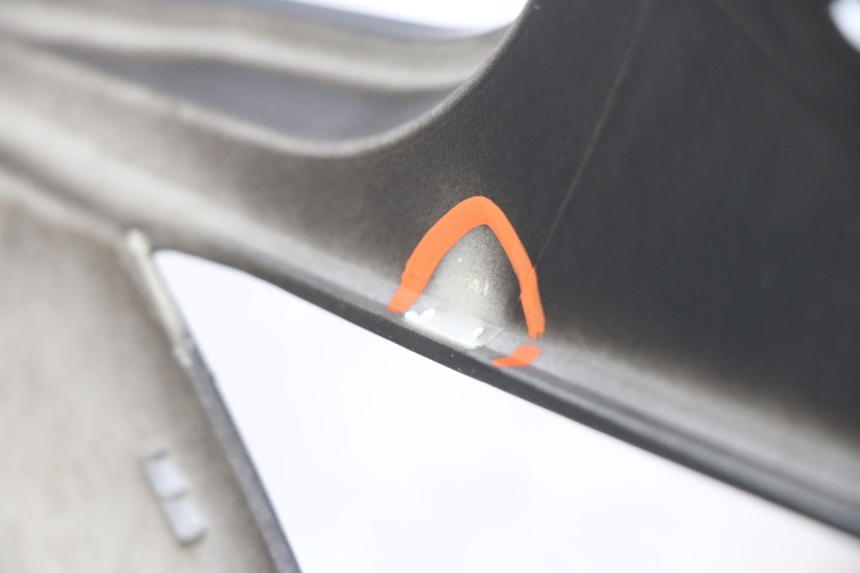 photo de RIGHT REAR SIDE PANEL JM MOTORS EVOLIS 4T 50 (2018 - 2022) - Zoom on usage condition