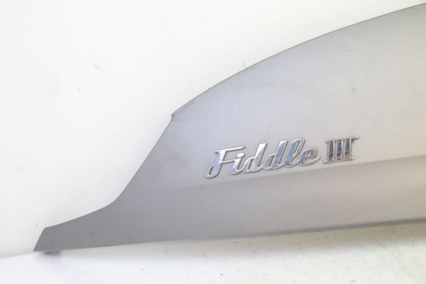 photo de RIGHT REAR SIDE PANEL SYM FIDDLE 3 III 125 (2014 - 2020) - Component detail