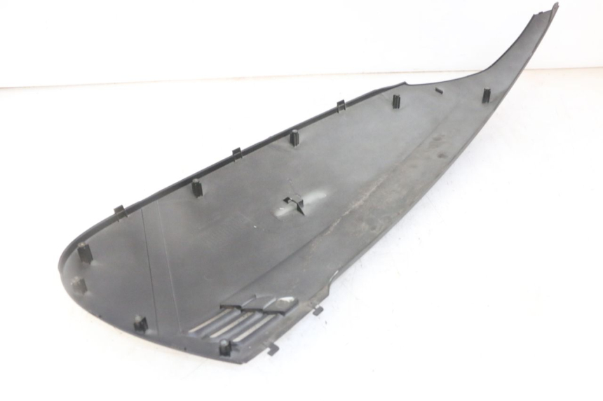 photo de REAR RIGHT PANEL SYM FIDDLE 3 III 50 (2014 - 2020) - Zoom on usage condition