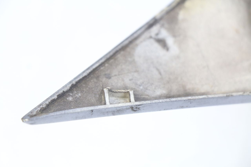 photo de RIGHT REAR SIDE PANEL HONDA FJS SILVERWING SILVER WING 400 (2009 - 2016) - Surface and material condition