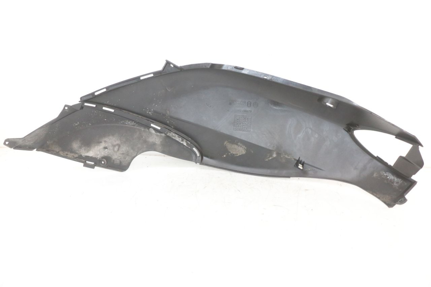 photo de REAR RIGHT PANEL PIAGGIO FLY 2T 50 (2004 - 2017) - Alternative perspective