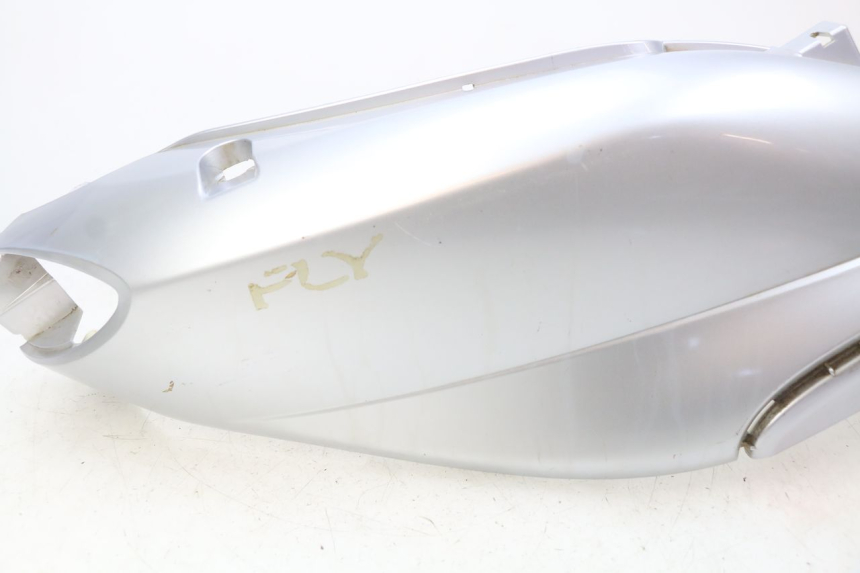 photo de RIGHT REAR SIDE PANEL PIAGGIO FLY 100 (2006 - 2010) - Component detail