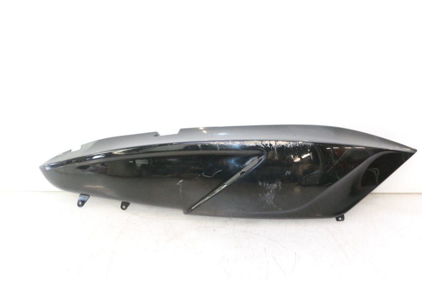 photo de REAR RIGHT PANEL GILERA GP 800 (2007 - 2013) - Main view