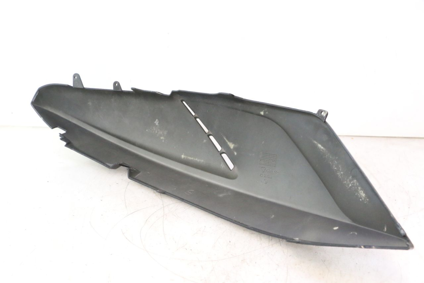 photo de REAR RIGHT PANEL GILERA GP 800 (2007 - 2013) - Additional view of the item