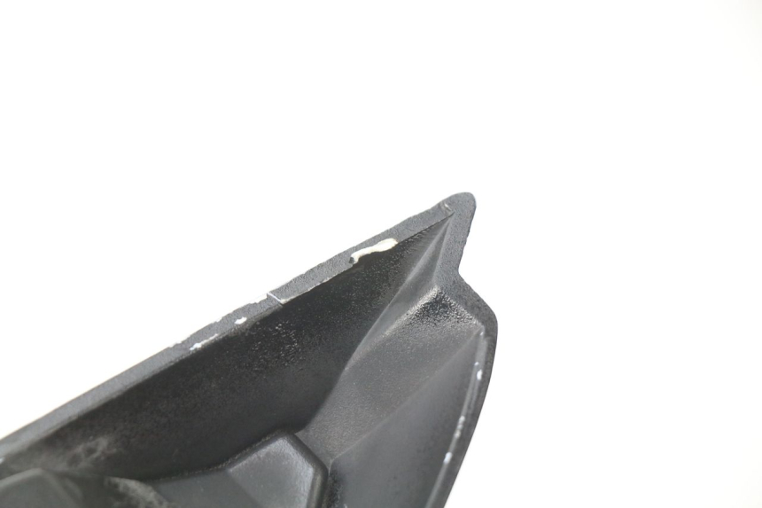 photo de REAR RIGHT PANEL SUZUKI GSX-R GSXR 750 (2011 - 2016) - Zoom on usage condition