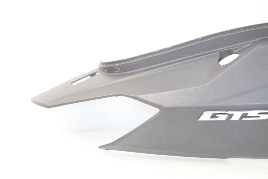 photo de REAR RIGHT PANEL SYM GTS EFI ABS 125 (2012 - 2016) - Markings and original references