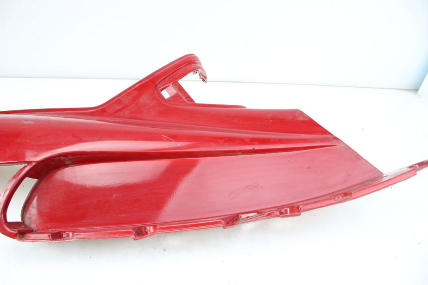 photo de RIGHT REAR SIDE PANEL PIAGGIO HEXAGON 2T 125 (1994 - 1998) - Zoom on usage condition