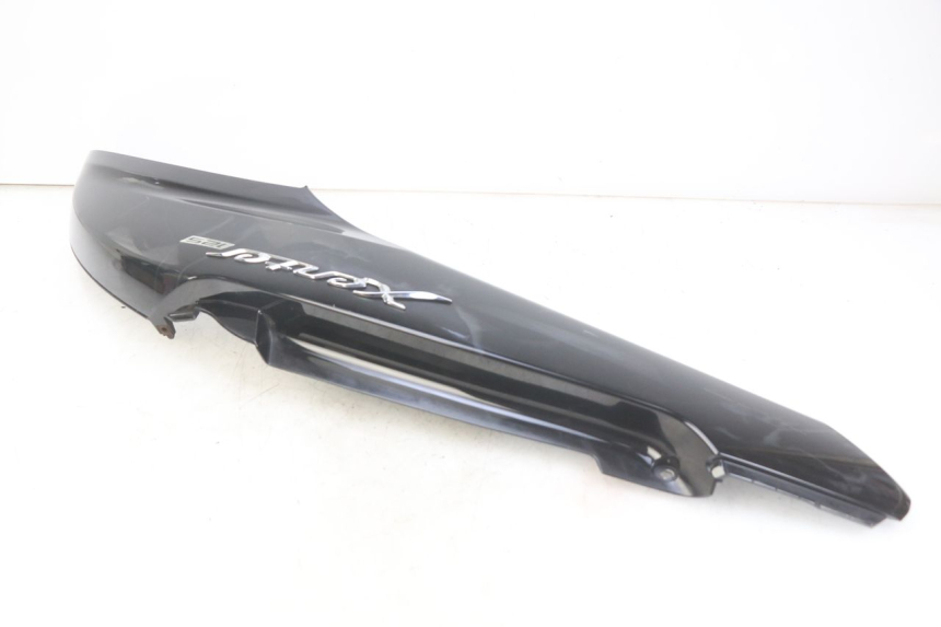 photo de RIGHT REAR SIDE PANEL YAMAHA HW XENTER 125 (2011 - 2017) - Component zoom