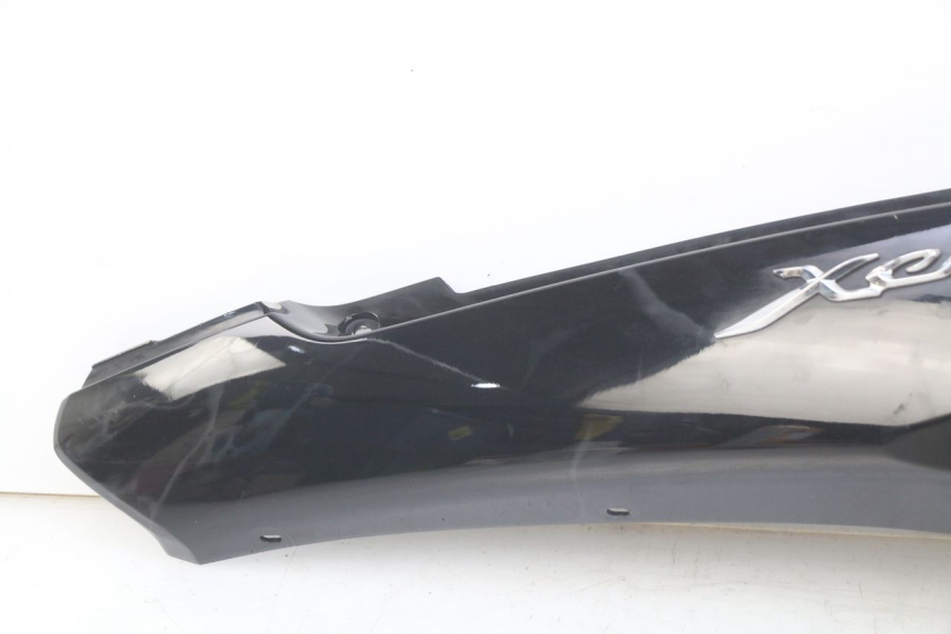 photo de RIGHT REAR SIDE PANEL YAMAHA HW XENTER 125 (2011 - 2017) - Supplementary product photo