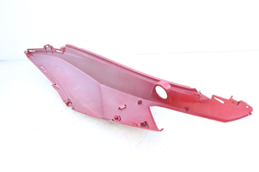 photo de RIGHT REAR SIDE PANEL SYM JET 14 4T 50 (2018 - 2022) - Technical close-up